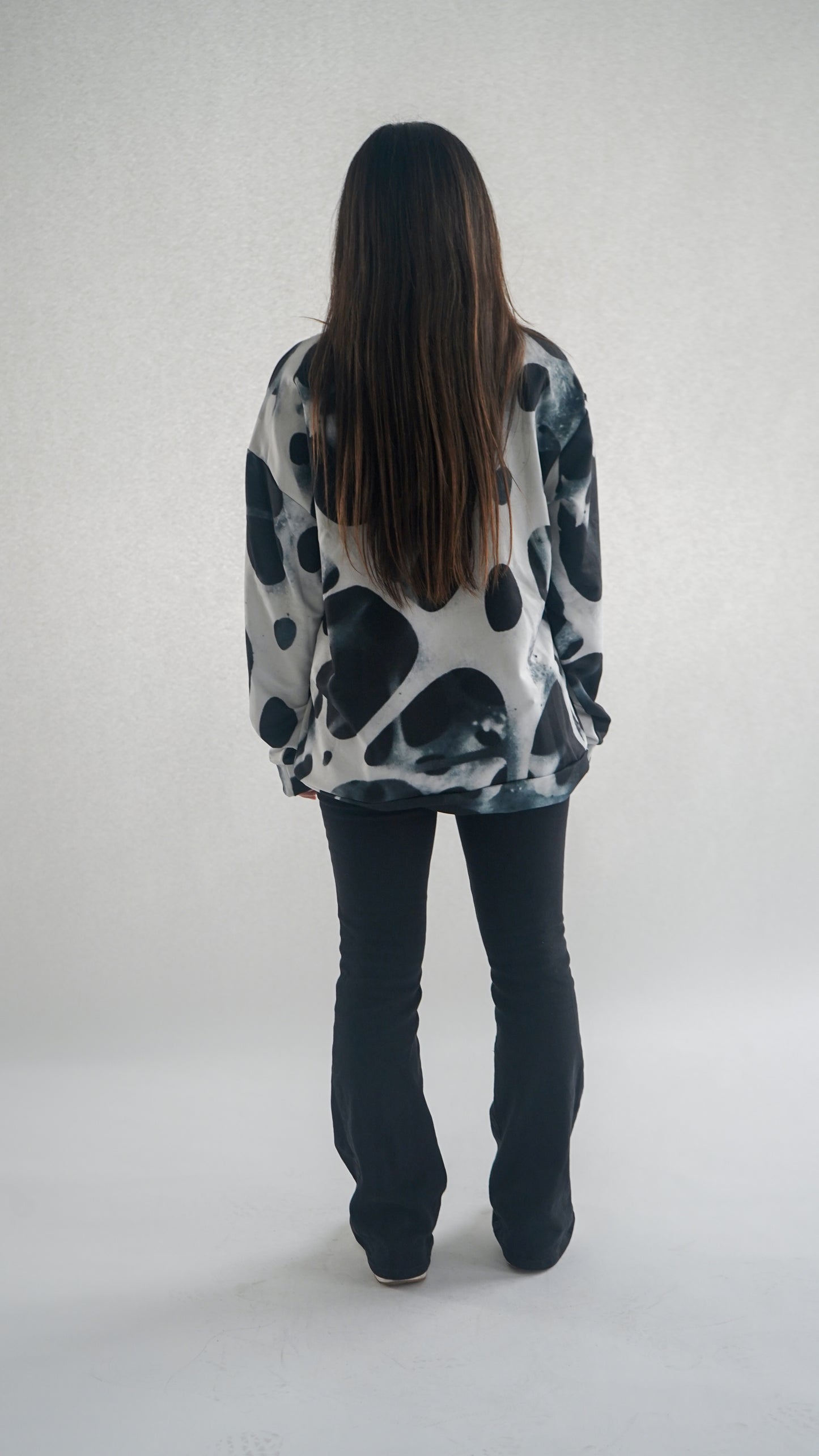 White and Black texture sweatshirt